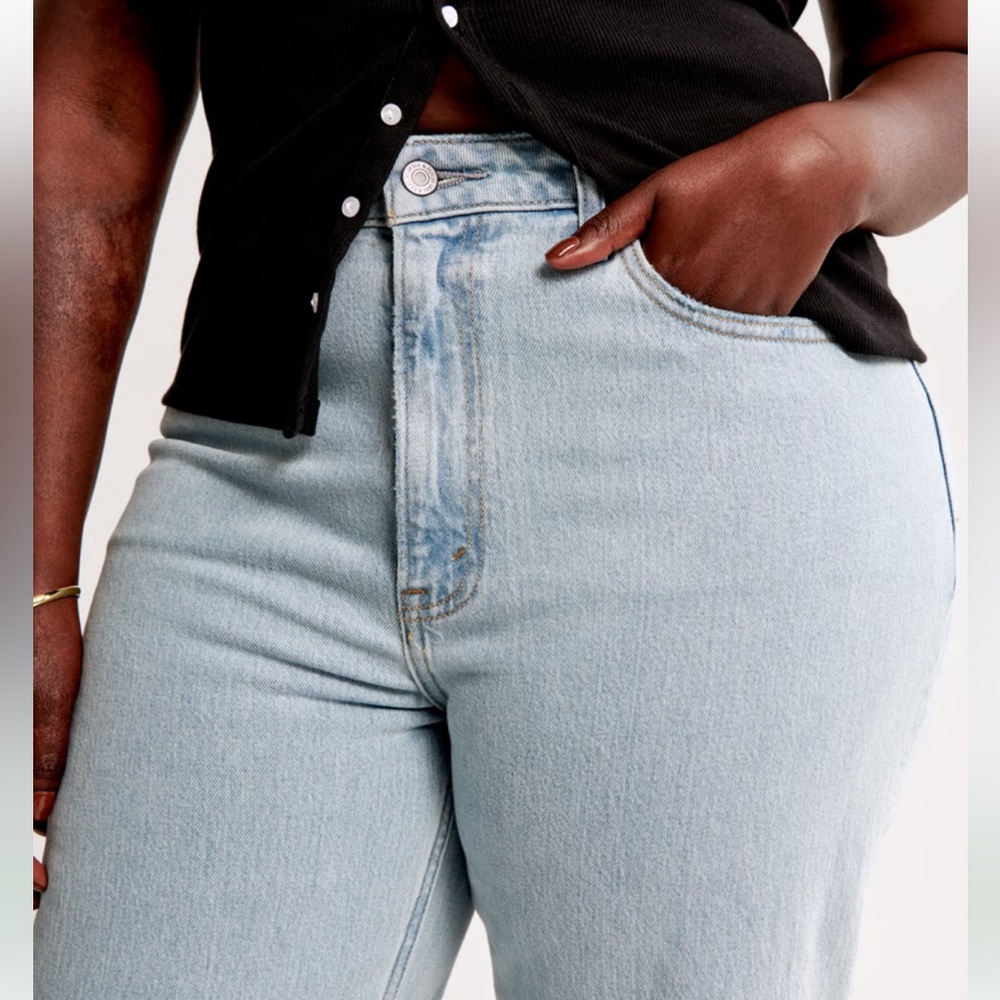 Abercrombie Relaxed High Rise